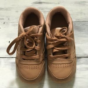 Toddler Redbox Classics. Size 6. Leather T…